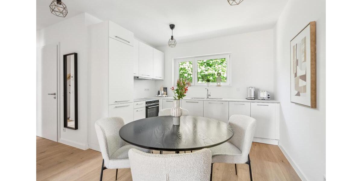 Erdgeschoßwohnung Düsseldorf Stadtbezirk 3 - 4 Zimmer, 109 m&sup2;, 1.950&euro; | Angebot:24625217