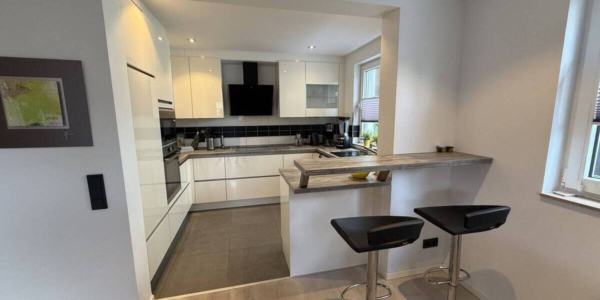 Etagenwohnung Mülheim Styrum - 2 Zimmer, 79 m&sup2;, 274.000&euro; | Angebot:26607909
