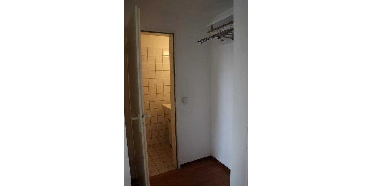 Einfamilienhaus Düsseldorf Pempelfort - 2.5 Zimmer, 90 m&sup2;, 1.542&euro; | Angebot:25353950