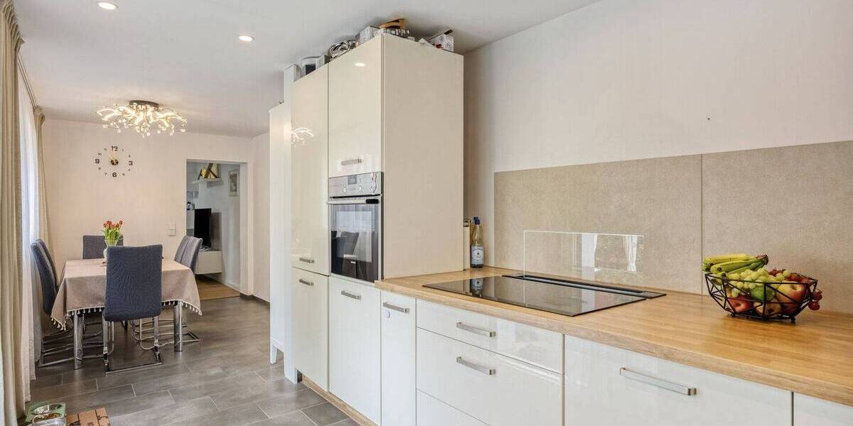Reihenmittelhaus Meerbusch Lank-Latum - 5 Zimmer, 110 m&sup2;, 649.000&euro; | Angebot:26684129