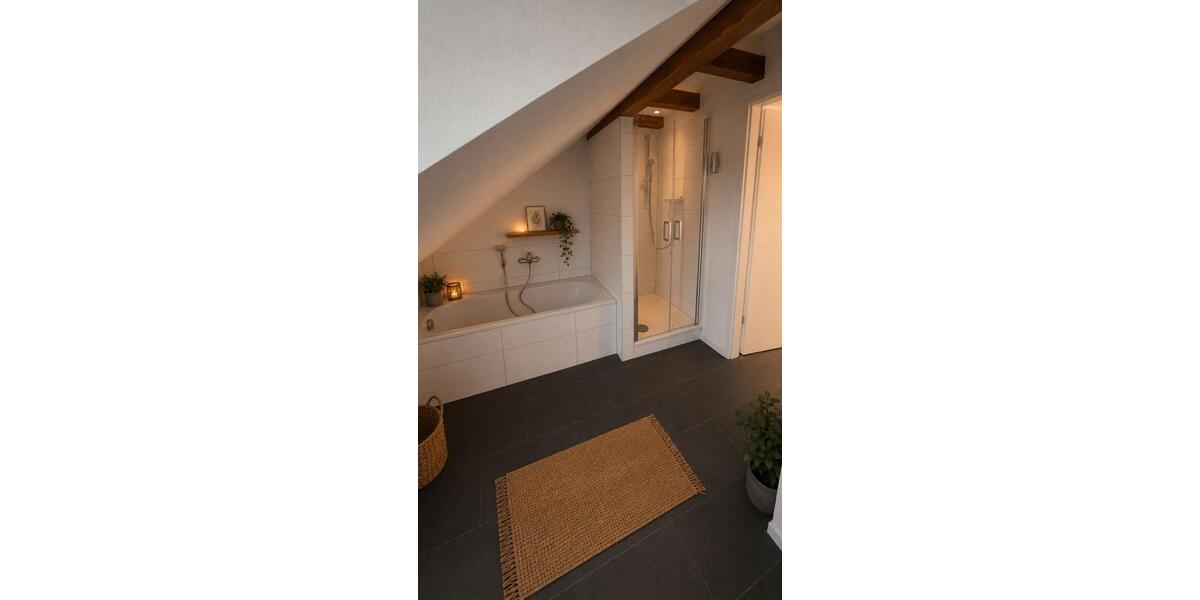 Etagenwohnung Duisburg Essenberg - 2 Zimmer, 65 m&sup2;, 380&euro; | Angebot:26562085