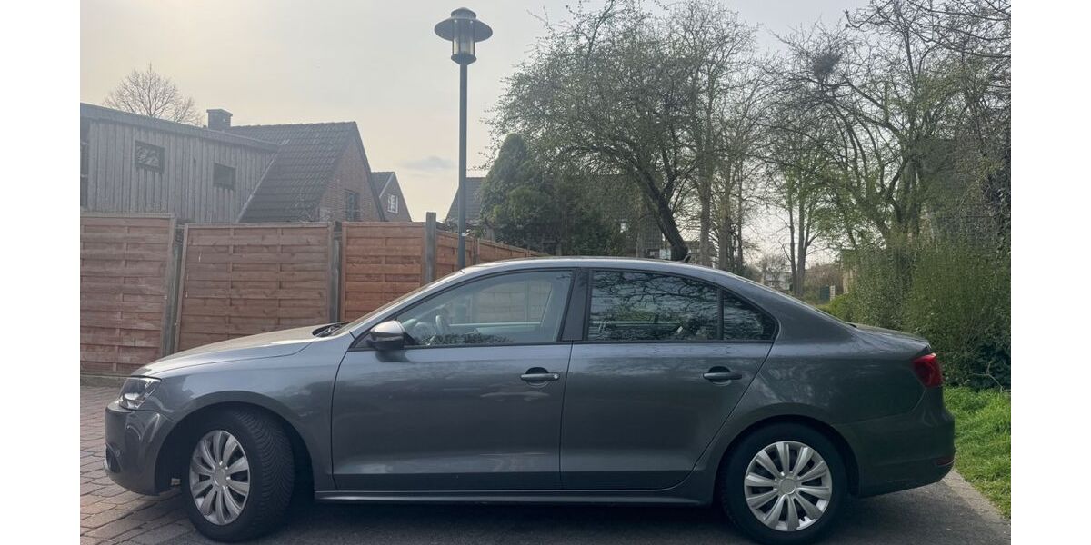 VW Jetta 195.000 km 4.990 &euro; Kempen 47906