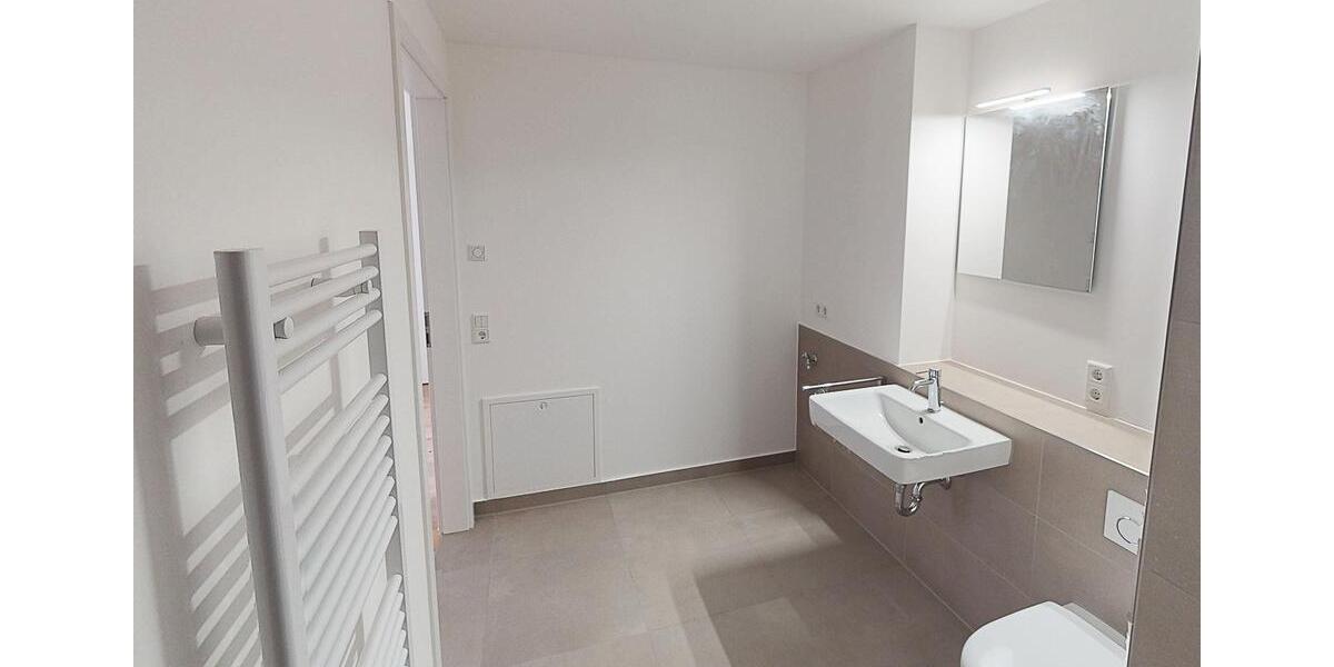Erdgeschoßwohnung Düsseldorf Stadtbezirk 3 - 3 Zimmer, 68 m&sup2;, 1.495&euro; | Angebot:25975474