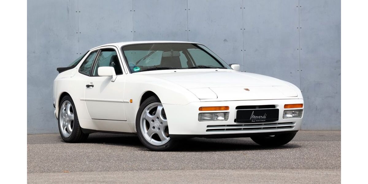 Porsche 944 144.266 km 29.900 &euro; Düsseldorf 40591