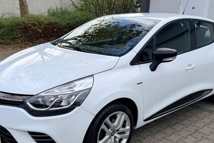 Renault Clio 120.000 km 6.290 &euro; Mönchengladbach 41063