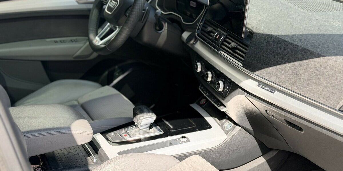 Audi SQ5 Quattro*Pano*HUD*Kamera*Airmatic 149.000 km 34.990 &euro; Mönchengladbach 41066