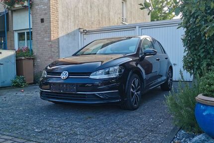 VW Golf 46.900 km 14.900 &euro; Duisburg 47239