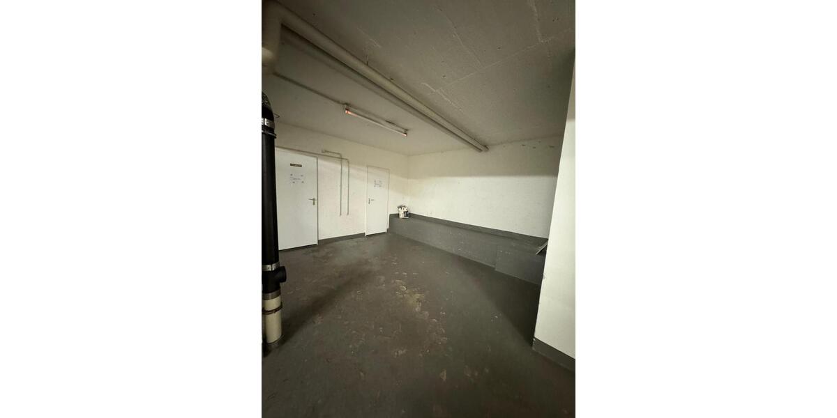 Gewerbeobjekt Düsseldorf Stadtbezirk 3 - 1.380&euro; | Angebot:24916667