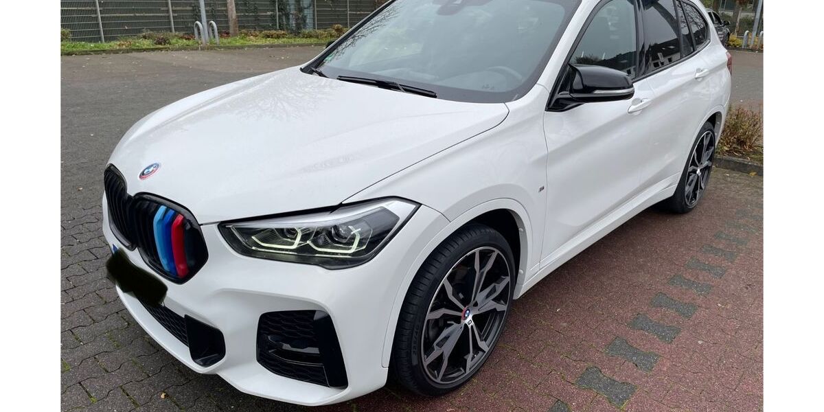 BMW X1 52.700 km 29.000 &euro; Düsseldorf 40229