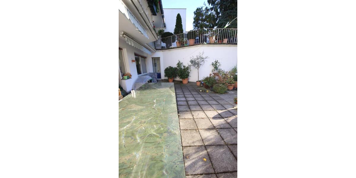 Erdgeschoßwohnung Mönchengladbach - 4 Zimmer, 100 m&sup2;, 1.500&euro; | Angebot:25394166