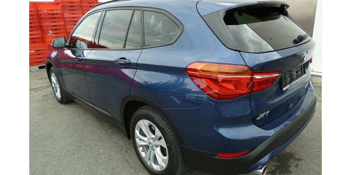 BMW X1 25e X drive Steptronic Navi Head up E-Sitze 154.000 km 16.900 &euro; Ratingen 40885