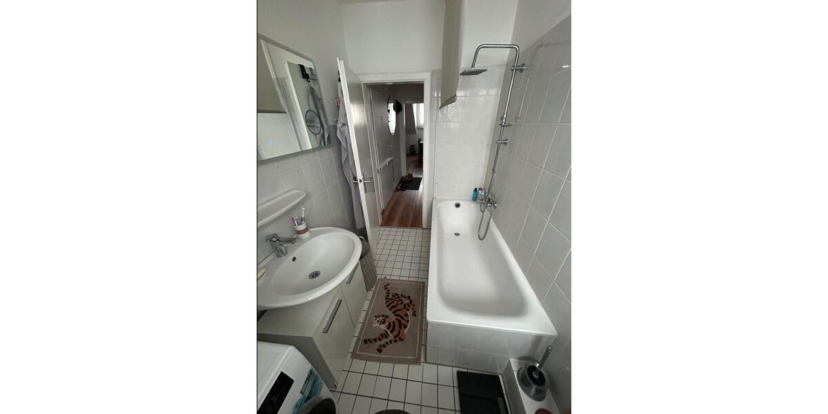 Dachgeschoßwohnung Krefeld Benrad - 2 Zimmer, 62 m&sup2;, 560&euro; | Angebot:25944877