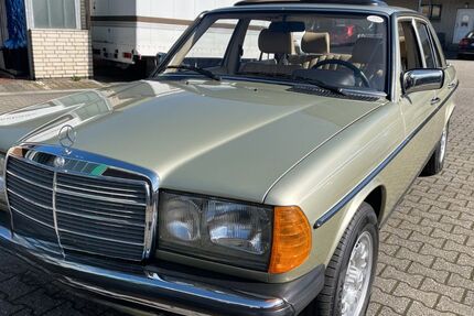 Mercedes-Benz 230 79.999 km 20.500 &euro; Willich 47877