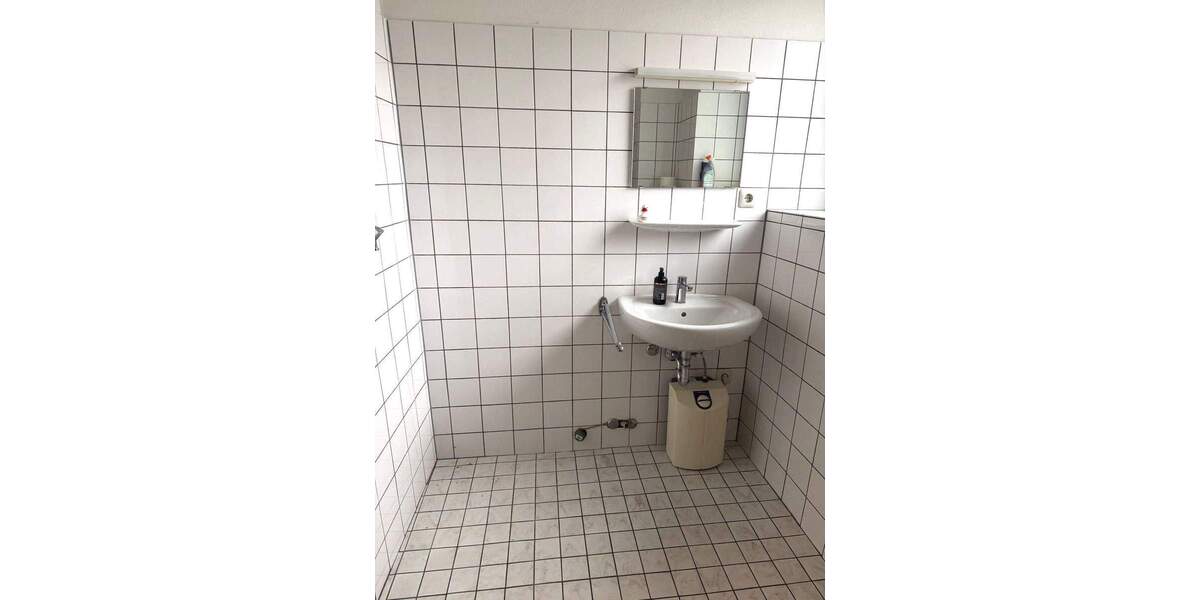 Gewerbeobjekt Düsseldorf Stadtmitte - 4 Zimmer, 87 m&sup2;, 920&euro; | Angebot:25821690