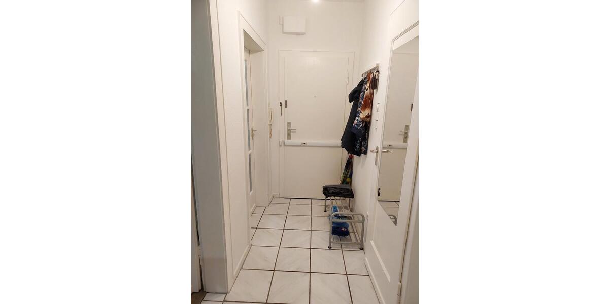 Dachgeschoßwohnung Krefeld Bockum - 2 Zimmer, 51 m&sup2;, 597&euro; | Angebot:26532551