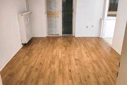 Wohnung Duisburg Duisburg-Mitte - 2 Zimmer, 38 m&sup2;, 545&euro; | Angebot:26013794