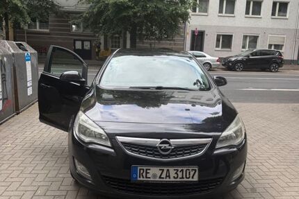 Opel Astra 245.000 km 3.200 &euro; Düsseldorf 40211