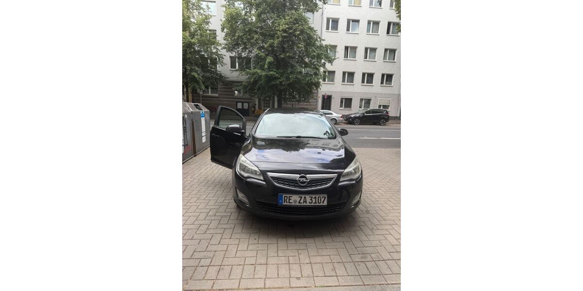 Opel Astra 245.000 km 3.200 &euro; Düsseldorf 40211