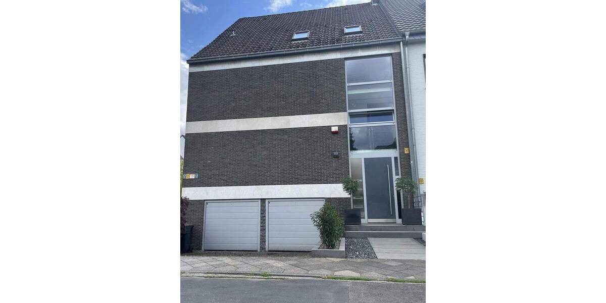 Etagenwohnung Düsseldorf Bilk - 2 Zimmer, 64 m&sup2;, 320.000&euro; | Angebot:25657435