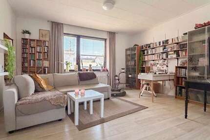 Haus Homberg Essenberg - 8 Zimmer, 141 m&sup2;, 249.000&euro; | Angebot:27529514