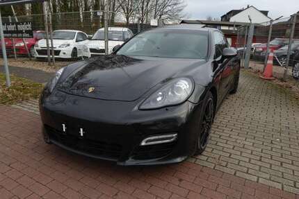 Porsche Panamera 206.000 km 24.490 &euro; Duisburg 47249
