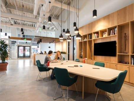 Gewerbeobjekt Düsseldorf Rath - 2.558&euro; | Angebot:25872282