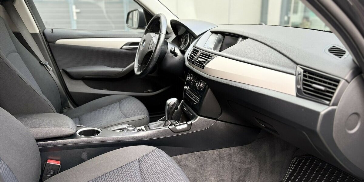 BMW X1 18 i / Automatik / Navi / AHK / ALU 122.000 km 13.890 &euro; Mönchengladbach 41066