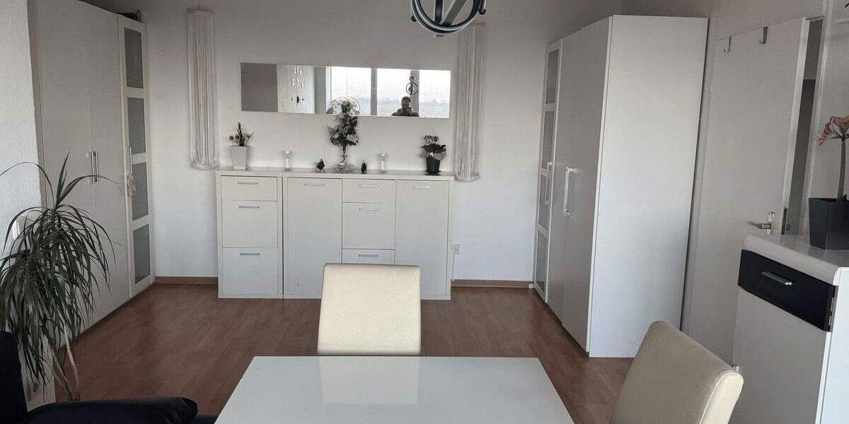 Etagenwohnung Krefeld Benrad-Nord - 3 Zimmer, 75 m&sup2;, 160.000&euro; | Angebot:25720773