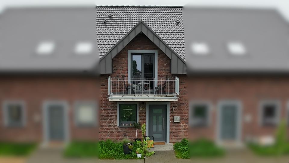 Reihenhaus Mönchengladbach West - 3 Zimmer, 130 m&sup2;, 1.700&euro; | Angebot:26429794