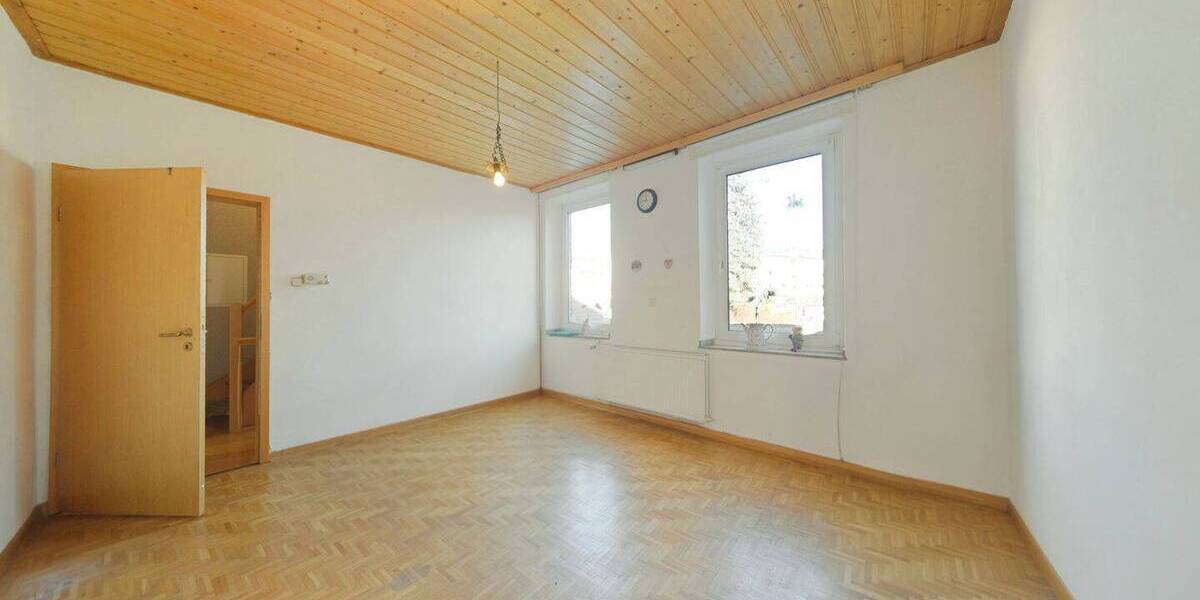 Reihenmittelhaus Mönchengladbach Odenkirchen - 7 Zimmer, 170 m&sup2;, 269.000&euro; | Angebot:25997747