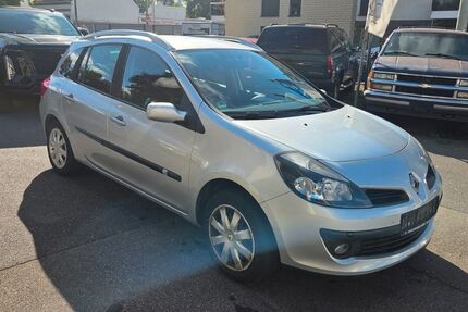 Renault Clio 97.000 km 3.999 &euro; Krefeld 47807