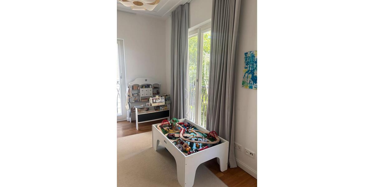 Etagenwohnung Düsseldorf Heerdt - 5 Zimmer, 198 m&sup2;, 1.500.000&euro; | Angebot:27109945