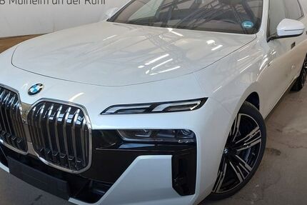 BMW 740 5.400 km 94.780 &euro; Mülheim an der Ruhr 45478