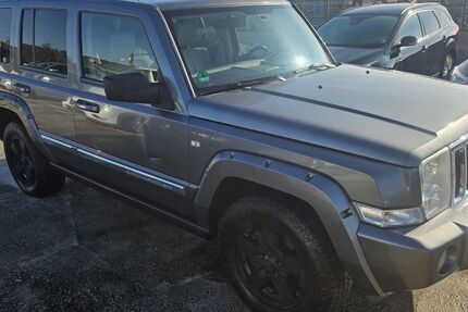 Jeep Commander 349.000 km 4.950 &euro; Neuss 41462