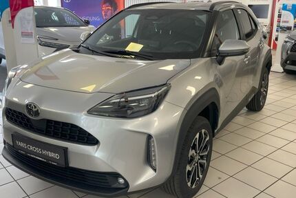 Toyota Yaris Cross 3.900 km 29.950 &euro; Erkelenz 41812