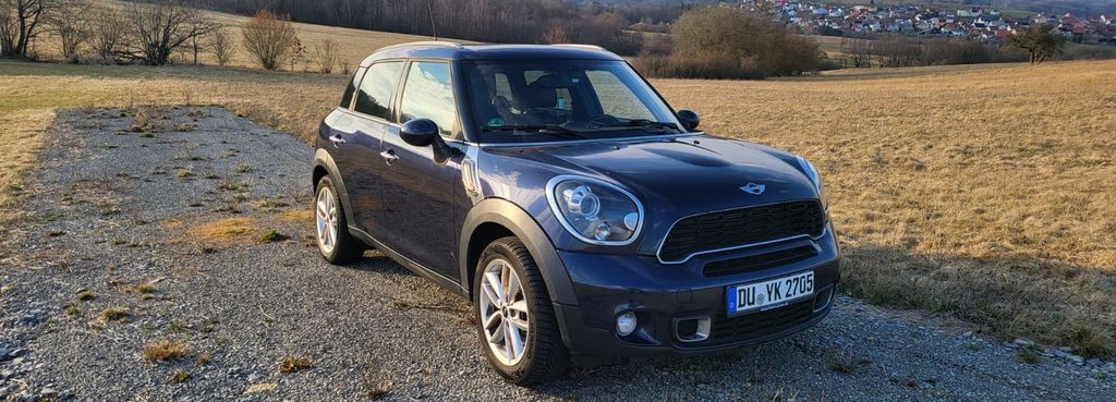 Mini Countryman S (Cooper) 123.000 km 8.600 &euro; Duisburg 47166