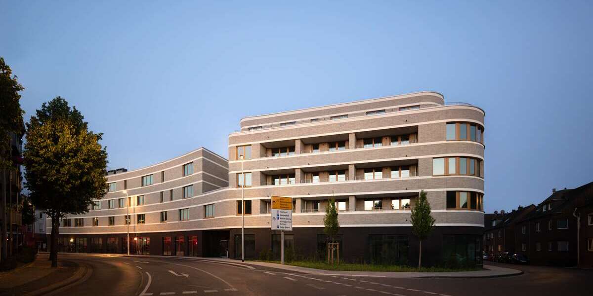 Etagenwohnung Grevenbroich Stadtmitte - 4 Zimmer, 137 m&sup2;, 1.716&euro; | Angebot:23440597