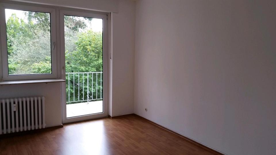 Etagenwohnung Krefeld Hülser Berg - 3 Zimmer, 87 m&sup2;, 870&euro; | Angebot:25979614