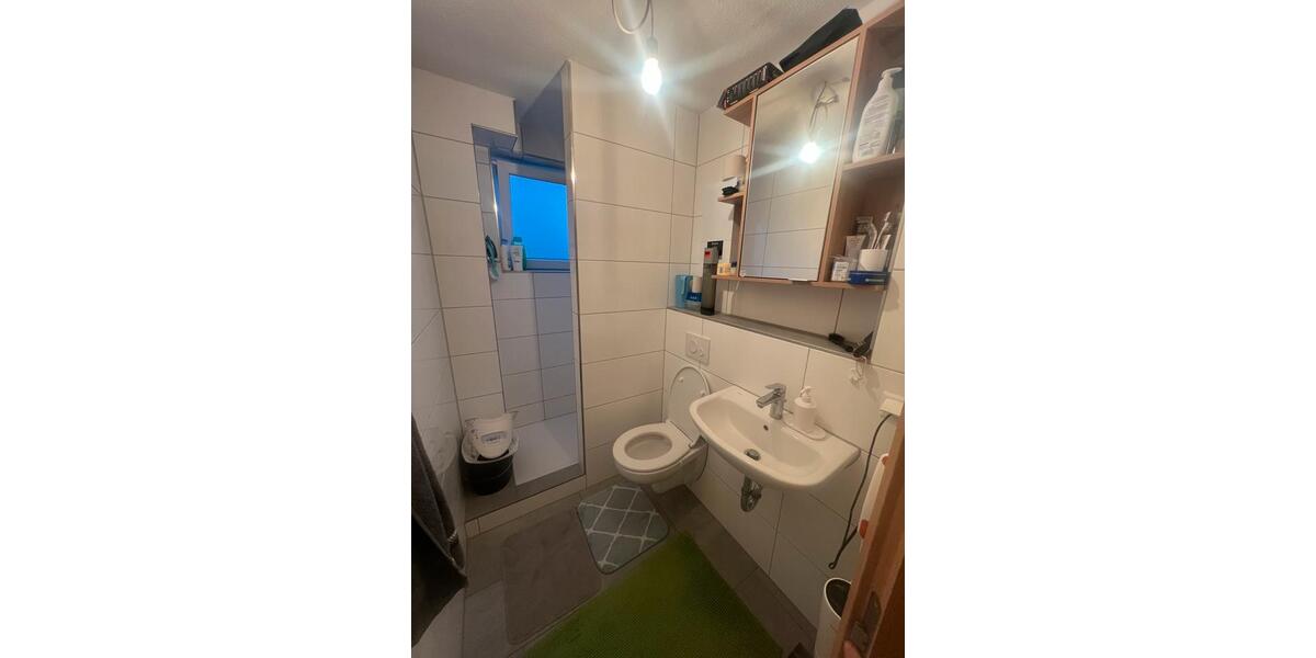 Etagenwohnung Duisburg Rheinhausen - 3 Zimmer, 47 m&sup2;, 600&euro; | Angebot:25837275