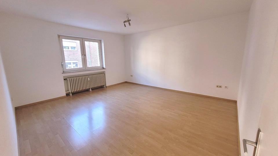 Etagenwohnung Mönchengladbach - 3 Zimmer, 75 m&sup2;, 650&euro; | Angebot:25764251