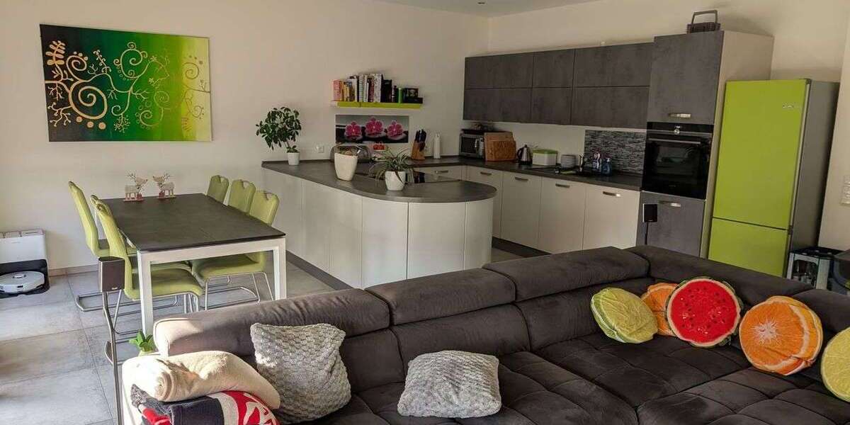 Etagenwohnung Mönchengladbach Süd - 3 Zimmer, 103 m&sup2;, 1.450&euro; | Angebot:25877270