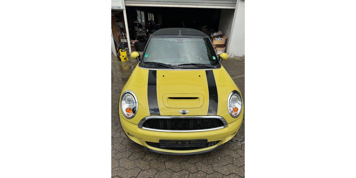 Mini Cooper S Cabrio 129.000 km 10.900 &euro; Mülheim 45478