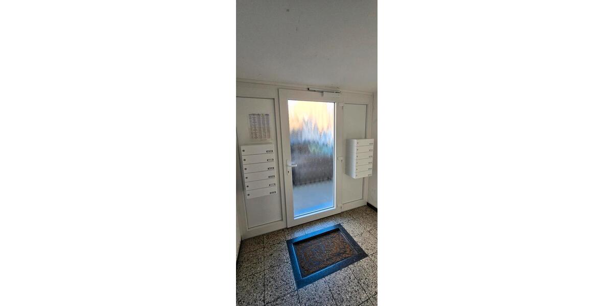 Etagenwohnung Mönchengladbach Süd - 2 Zimmer, 52 m&sup2;, 99.000&euro; | Angebot:25367707