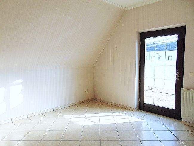 Einfamilienhaus Bedburg Königshoven - 4 Zimmer, 141 m&sup2;, 288.000&euro; | Angebot:25666553