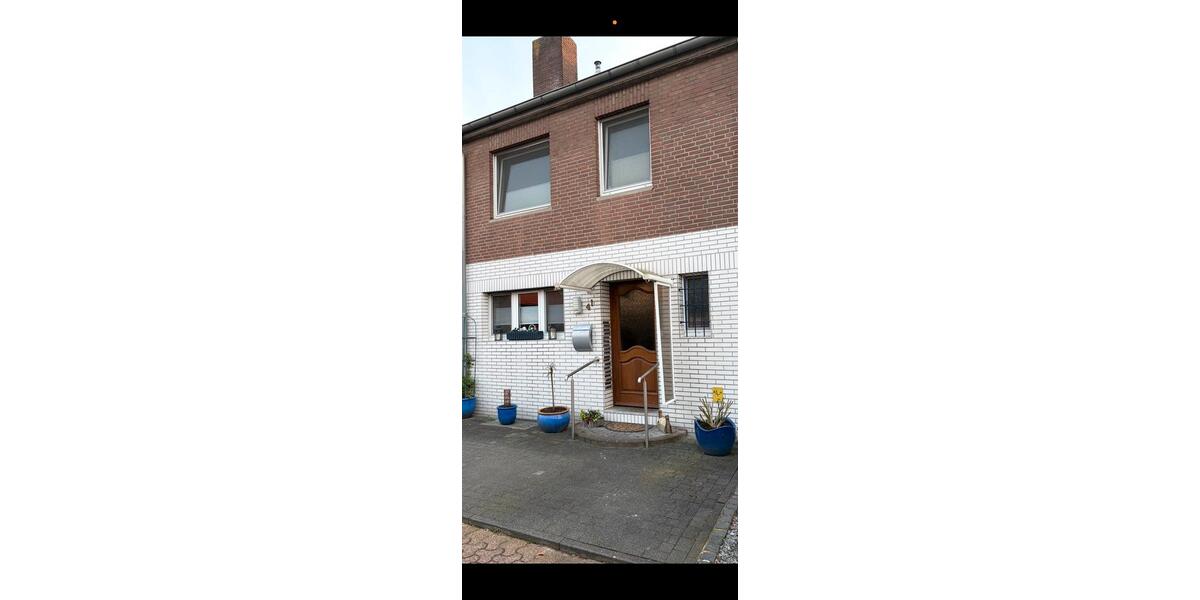 Reihenhaus Nettetal - 6 Zimmer, 130 m&sup2;, 275.000&euro; | Angebot:25858659