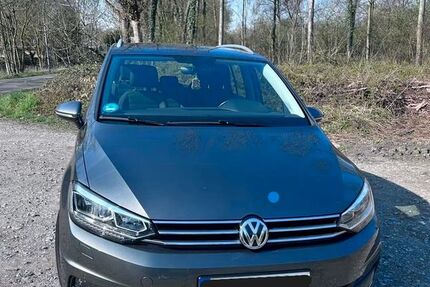 VW Touran 111.000 km 17.290 &euro; Grevenbroich 41516
