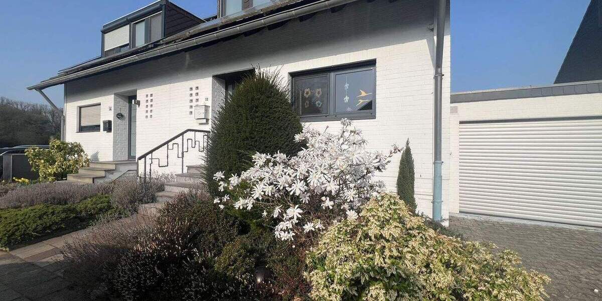 Doppelhaushälfte Korschenbroich Kleinenbroich - 5 Zimmer, 140 m&sup2;, 1.920&euro; | Angebot:25706486