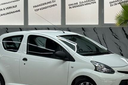 Toyota Aygo (X) 98.254 km 3.900 &euro; Mülheim An der Ruhr 45475
