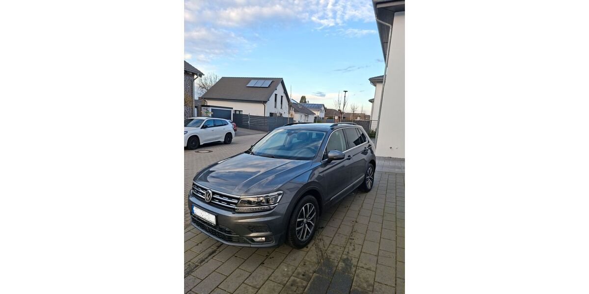 VW Tiguan 65.488 km 22.888 &euro; Niederkrüchten 41372