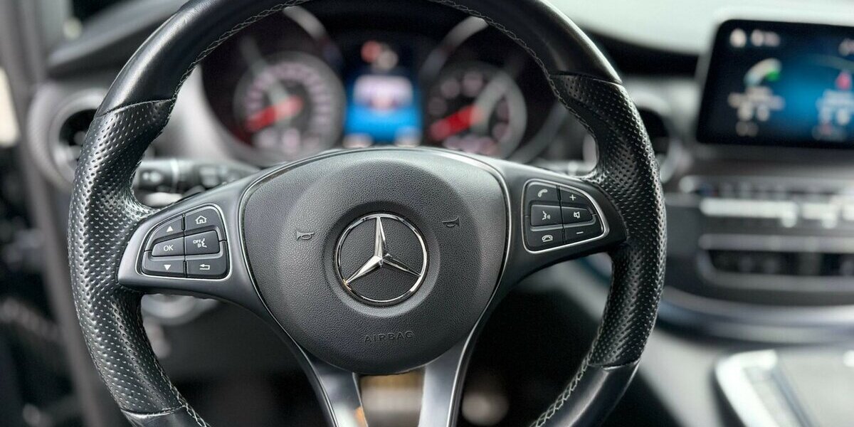 Mercedes-Benz V 300 d Lang / AMG Paket / 4MATIC / Leder / AHK 70.000 km 54.490 &euro; Mönchengladbach 41066